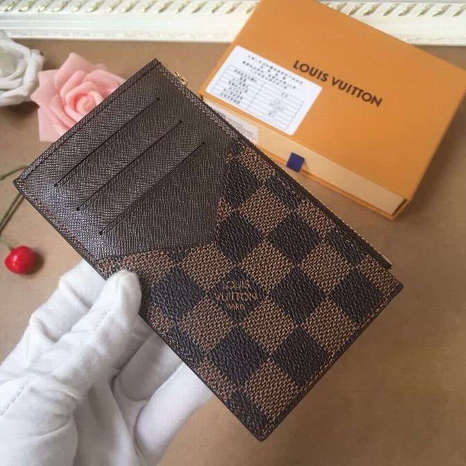 lu wallet-145